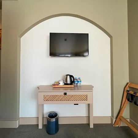 By Kinyas * イスタンブール