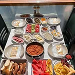 By Kinyas מלון איסטמבול