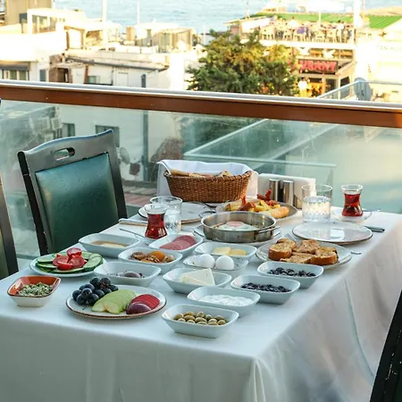 By Kinyas Istanbul