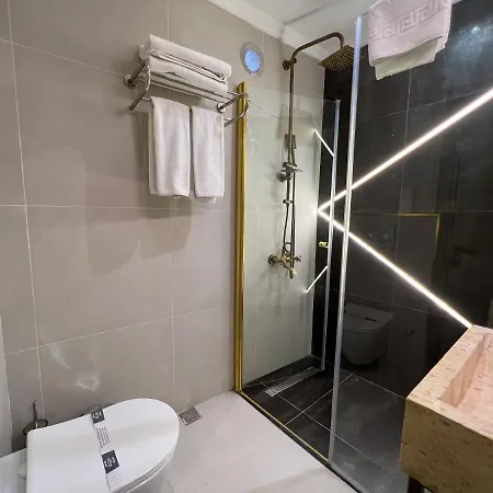 By Kinyas * Provincia di Istanbul